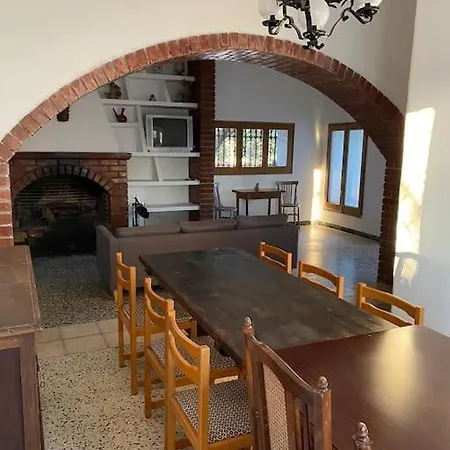 Βίλα Masia Con Bosque Privado Albinyana