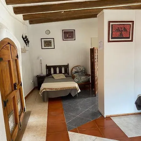 Βίλα Masia Con Bosque Privado Albinyana
